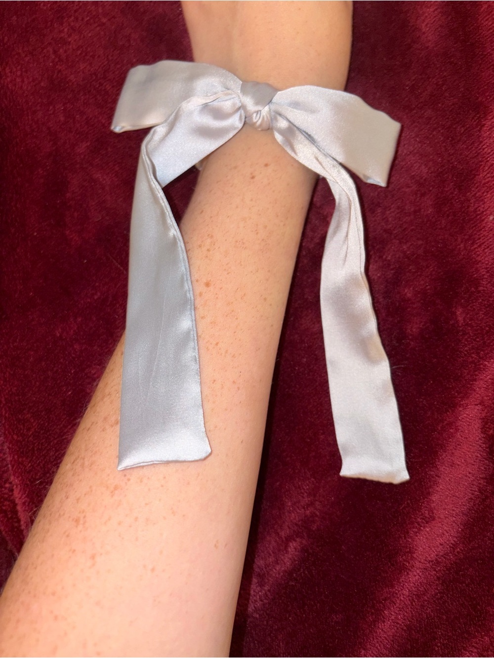 4 Scrunchie Set - Picture 2 of 9